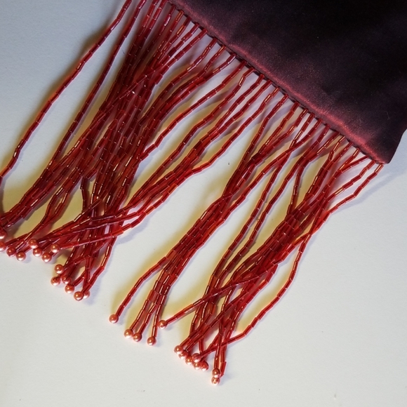 Trendy Feathers/beads bag - Picture 2 of 6